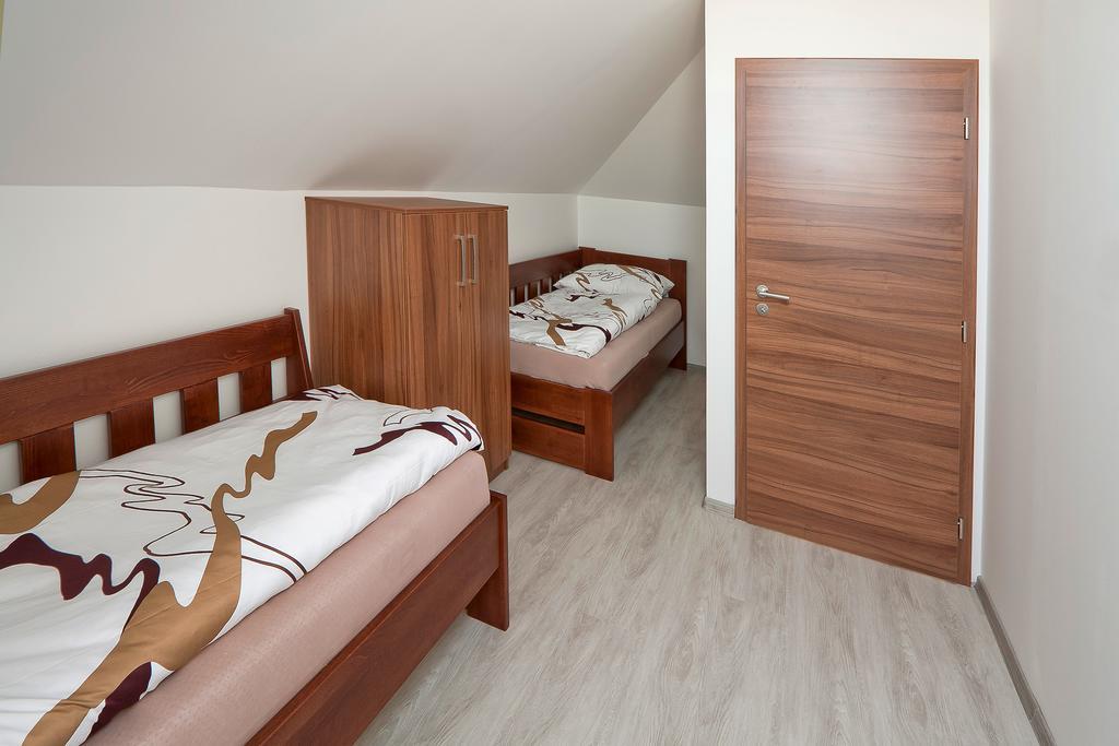 Pension Cizek Mikulov Zewnętrze zdjęcie